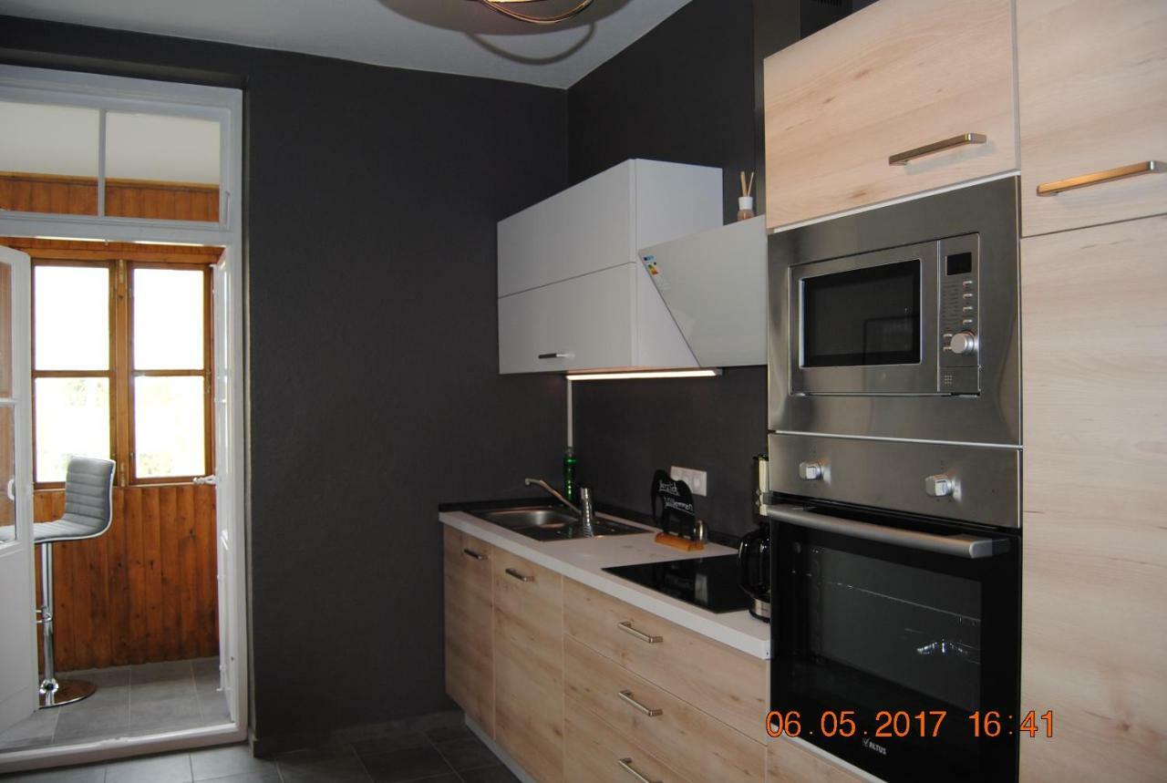 Ruhige Ferienwohnung in der City Kiel Exterior foto